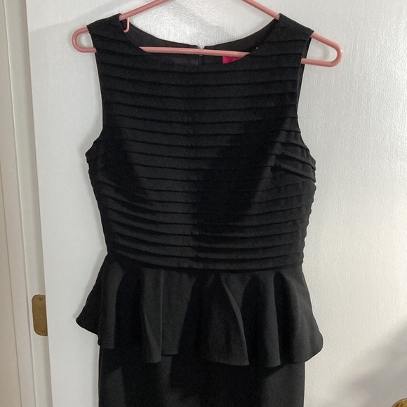 Catherine MaLandrino black dress size 4 - Picture 4 of 9
